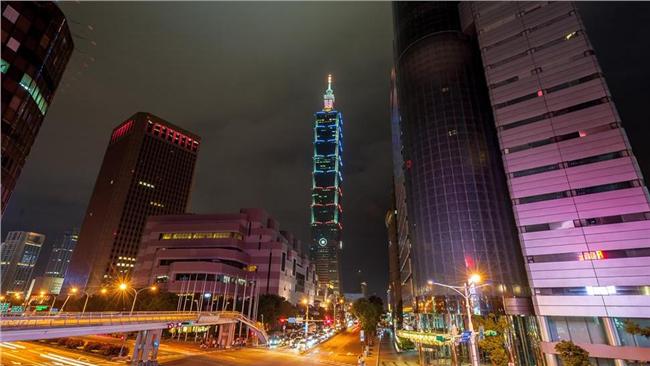 七夕超限定　台北101邀情人點燈