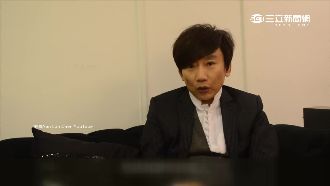 再爆！秦偉在女生耳邊吹氣還手肘襲胸