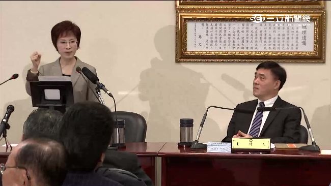胡郝自嘲「花瓶」綠委一句話突破盲點