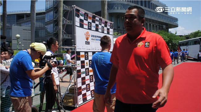 明星賽球員進場（圖／記者陳怡汝攝）