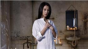 樓下的房客 入選巴黎影展競賽片
改編自作家九把刀的同名小說電影「樓下的房客」，繼
入選台北電影節開幕片及競賽片、紐約亞洲電影節閉幕
片後，又入選法國巴黎影展競賽片，成功擠進最後20強
競爭。
（安邁進國際影業提供）
中央社記者鄭景雯傳真 105年7月16日