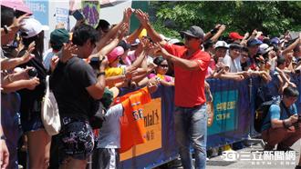 中職明星賽開打　球星球迷零距離