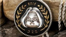 陳瑩,Q版蔡英文,女總統,520就職典禮,保羅領帶,周邊,管碧玲
管碧玲臉書
亞邦創意臉書