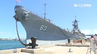 登上密蘇里號戰艦　16吋砲管超震撼