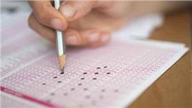 指考、畫卡／達志影像／美聯社