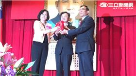 蔡碧玉、邱太三、邢泰釗。潘千詩攝影