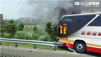 陸客一度拍窗求救　遺體集中門邊難逃