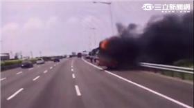 火燒車消防車畫面