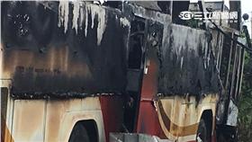 國道桃園段發生有史以來最嚴重的火燒車（翻攝畫面）