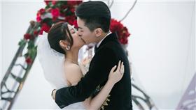 圖翻攝自新浪娛樂微博 陳妍希　陳曉