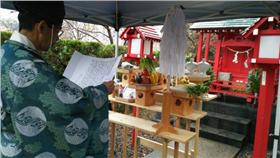 狗狗驅魔儀式／圖／翻攝自愛犬と泊まれるラグジュアリーホテル「D+kirishima」