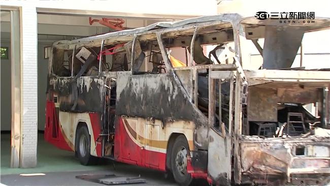 陸客團火燒車　罹難者家屬今晚抵台