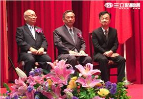 檢察總長顏大和（左）、法務部政務次長陳明堂（中）、法務部長邱太三（右）。潘千詩攝影