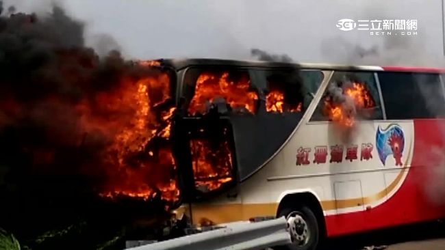 火燒車勿慌！消防署教你如何安全逃生