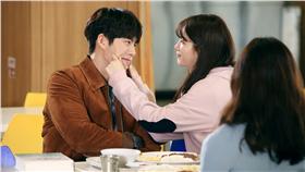 金宇彬、秀智「一盤水姐姐」／緯來提供