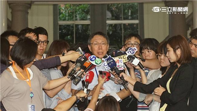 黃勝堅兼職遭彈劾　柯文哲：他有錢人