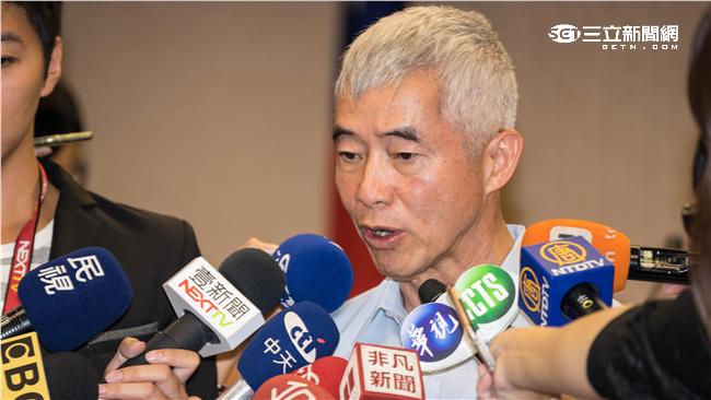 賀陳旦：成立檢查小組主動稽查遊覽車