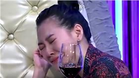 圖翻攝自YOUTUBE 小S 黃渤