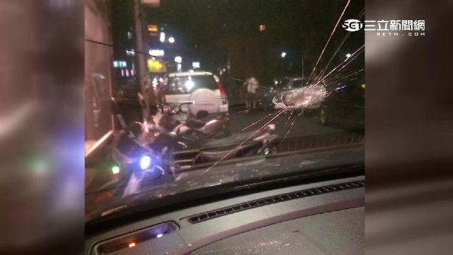台電綠建築公安不足？遭控石塊砸爛車