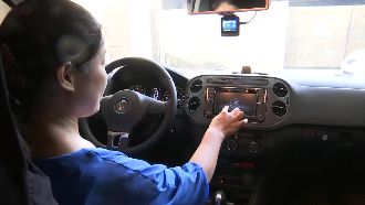 砸百萬買車　交車「倒車顯影」就秀逗