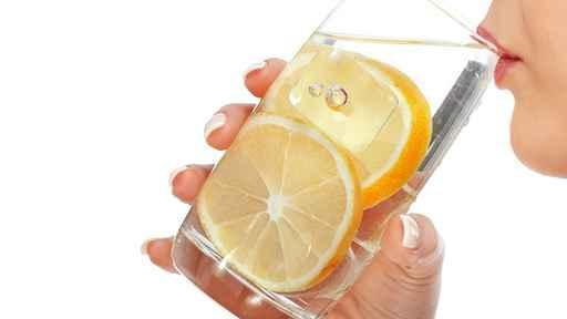 夏天改喝檸檬水、陳皮茶　開胃又醒腦