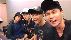 星光幫、林宥嘉、許仁杰、潘裕文、周定緯、超級星光大道、星光四少／臉書