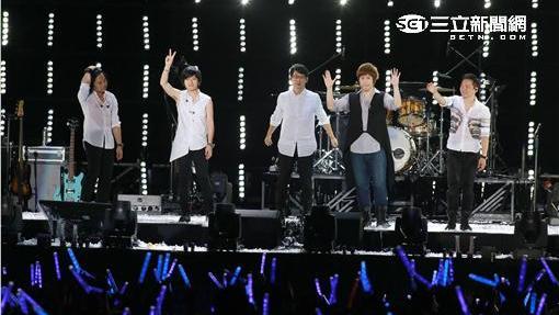 五月天JUST ROCK IT演唱會