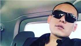 玖壹壹春風在IG上PO文嗆小粉絲愛惜自己別亂約
圖／翻攝自玖壹壹臉書
https://www.facebook.com/JiuYiYi/