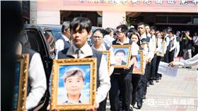 陸客,火燒車,公祭 記者林敬旻攝