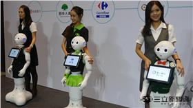 pepper 機器人 Softbank 第一銀行　家樂福　亞太電信　鴻海　葉立斌攝