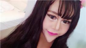 網路紅人韓熙雅
微博
http://tw.weibo.com/5730996612/3996333126231747