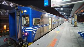 台鐵,火車,區間車
圖／攝影者othree, Flickr CC License
https://www.flickr.com/photos/othree/16326416615/in/photostream/