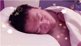 洪浩雲床照／批踢踢