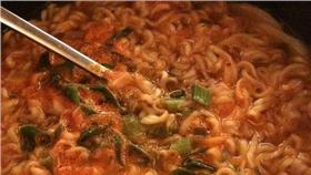 泡麵（圖／翻攝自Nanako flickr 網址：https://flic.kr/p/8tVDbJ）