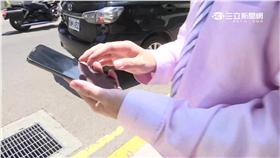 -低頭族-滑手機-