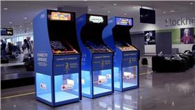 瑞典機場遊戲機（圖／翻攝自YouTube）