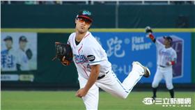 Lamigo桃猿洋投拿威（圖／記者王怡翔攝）