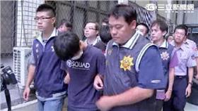 黃男一行人載妹出遊遭飆仔追砍受傷（翻攝畫面）