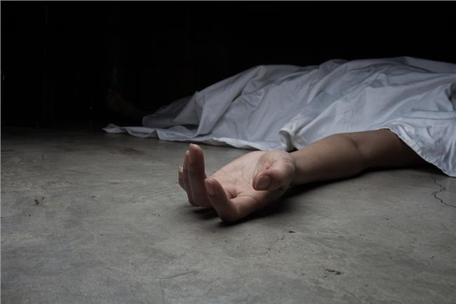 每天摸屍體　網友感嘆：活人更可怕…