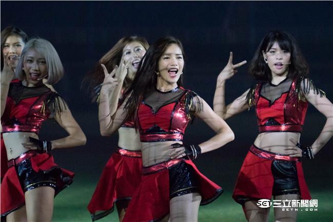 Lamigo桃猿專屬啦啦隊LamiGirls 記者林敬旻攝

