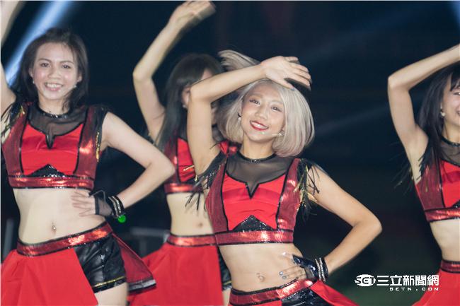 Lamigo桃猿專屬啦啦隊LamiGirls 記者林敬旻攝

