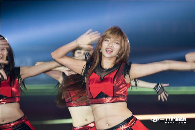 Lamigo桃猿專屬啦啦隊LamiGirls 記者林敬旻攝

