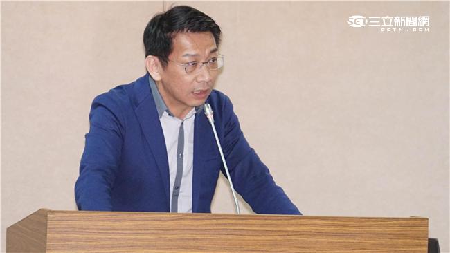 退休師棄18%　徐永明：連戰們該學