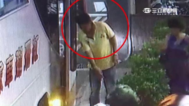 蘇明成自焚拖人陪葬　竟與黑五類有關