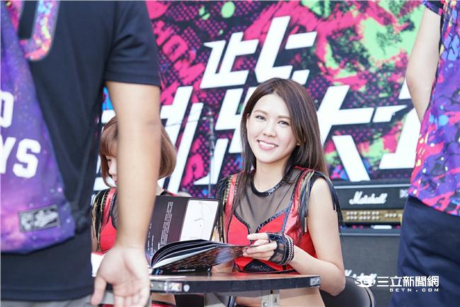 Lamigirls「獨一無二」簽書會（記者林敬旻／攝影）