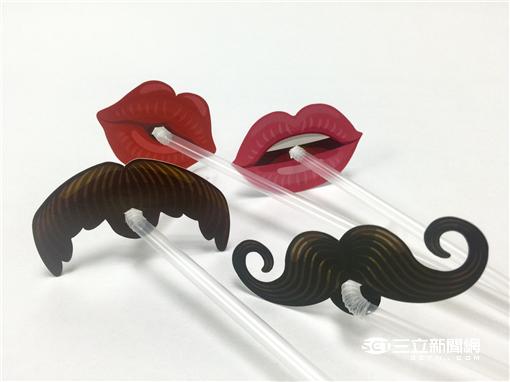 情人節耍甜蜜　超商集點亂鬥、換購名牌鑰匙圈