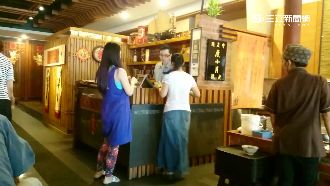 超噁！名店遭爆撿剩菜當員工餐