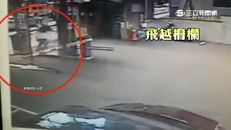 影／滑板驚天跳！90cm柵欄騰空飛