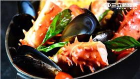 龍蝦帝王蟹12宴。（圖／君品酒店提供）