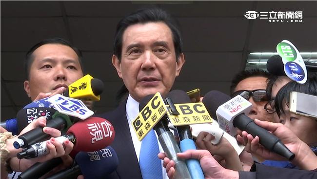 馬英九卸任後首出庭　親自對付周玉蔻